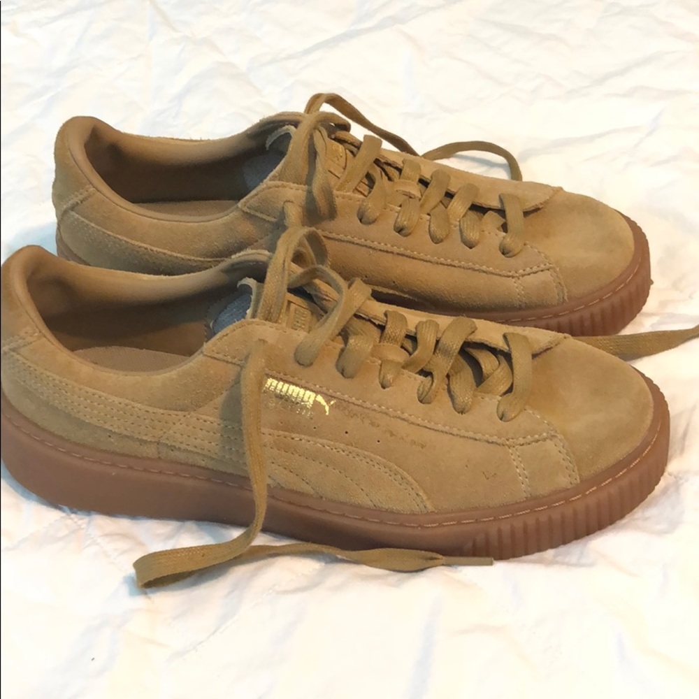 Puma Suede Creeper- oatmeal color